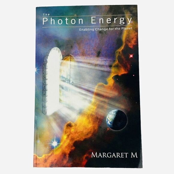 2008 The Photon Energy Enabling Change for the Planet by Margaret McElroy 1st Ed - Picture 1 of 11